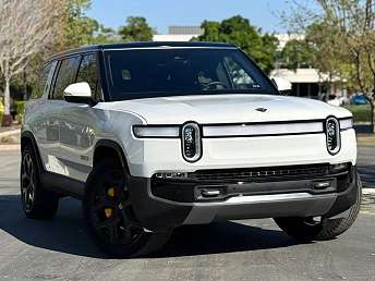 2023 Rivian R1S Launch Edition 