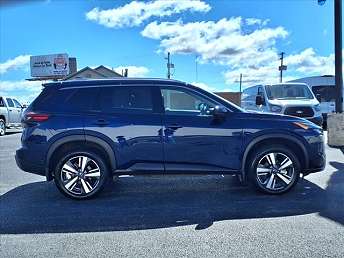 2024 Nissan Rogue SL 