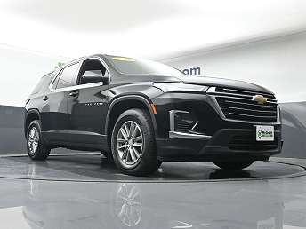 2023 Chevrolet Traverse LT 
