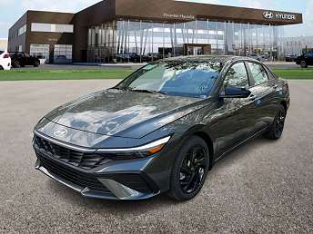 2026 Hyundai Elantra SEL 