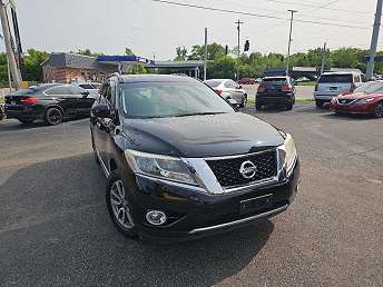2013 Nissan Pathfinder SL 