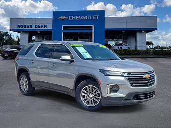 2023 Chevrolet Traverse LT 