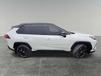 White 2022 Toyota RAV4 SUV