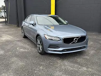 2017 Volvo S90 T5 Momentum