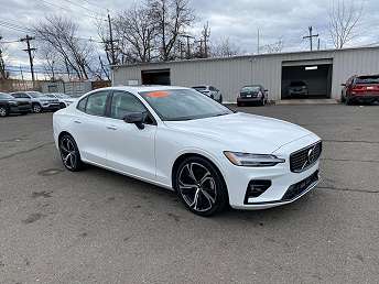 2024 Volvo S60 B5 Plus 
