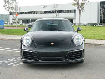 2018 Porsche 911 Carrera 