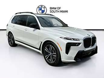 2025 BMW X7 M60i 