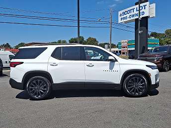 2023 Chevrolet Traverse RS 