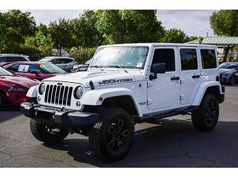 2017 Jeep Wrangler Sahara 