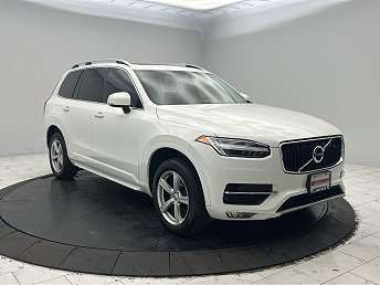 2018 Volvo XC90 T5 Momentum 