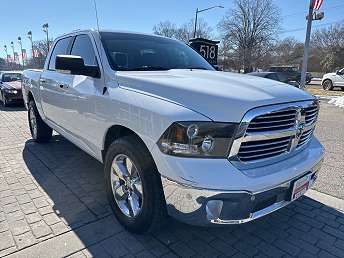 2016 Ram 1500 SLT 