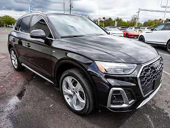 2022 Audi Q5 Premium Plus 