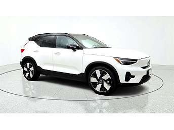 2023 Volvo XC40 P8 Ultimate 