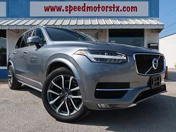 2017 Volvo XC90 T6 Momentum 