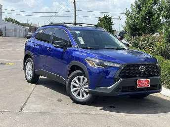 2025 Toyota Corolla Cross LE 