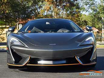Amazon | 新春セール 500台限定 minichamps 1/43 McLaren 570GT
