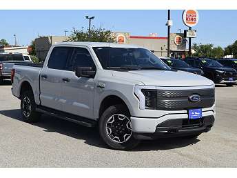 2023 Ford F-150 Lightning XLT 