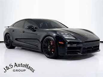 2026 Porsche Panamera GTS 