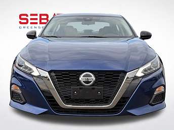 2022 Nissan Altima SR 