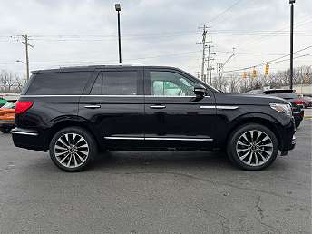 Used 2019 Lincoln Navigator Select for Sale Near Me - CARFAX