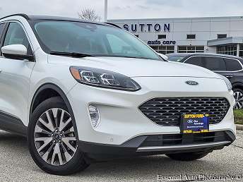 2022 Ford Escape Titanium 