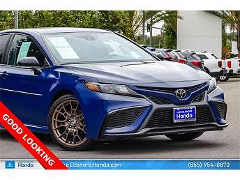 2023 Toyota Camry SE 