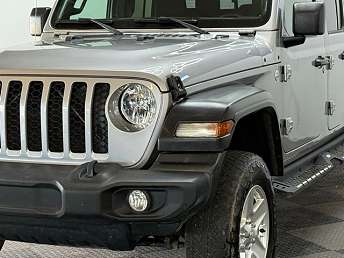 2020 Jeep Gladiator Sport 