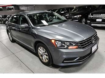 2017 Volkswagen Passat S 