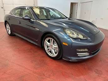 Blue Porsche Panamera 4S 2011