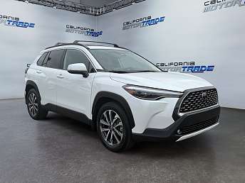 2024 Toyota Corolla Cross XLE 