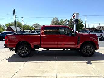2024 Ford F-350 Lariat 