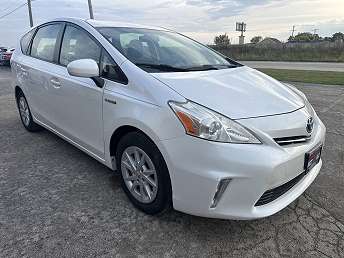 2013 Toyota Prius v Two 