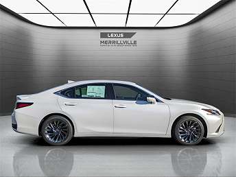 2025 Lexus ES 300h 