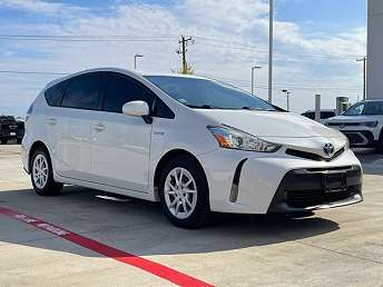 2016 Toyota Prius v Four 