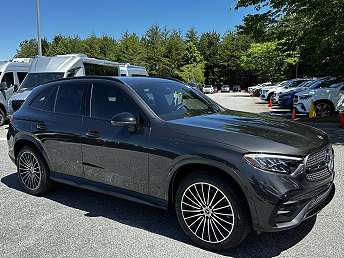 2025 Mercedes-Benz GLC 300 
