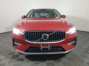 2023 Volvo XC60 B5 Plus 