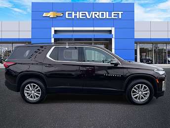 2023 Chevrolet Traverse LT 