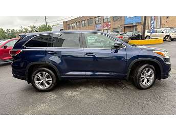 2015 Toyota Highlander LE 