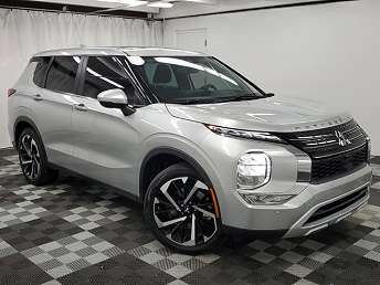 Red 2023 Mitsubishi Outlander SUV