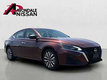 2024 Nissan Altima SV 