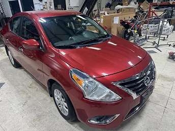 2018 Nissan Versa SV 