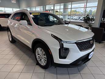 2024 Cadillac XT4 Luxury 