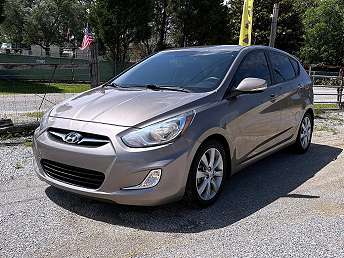 2013 Hyundai Accent SE 