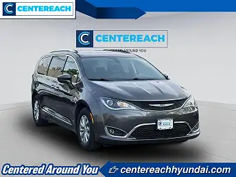 2019 Chrysler Pacifica Touring-L