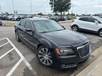 Black Chrysler 300 Sedan 2013