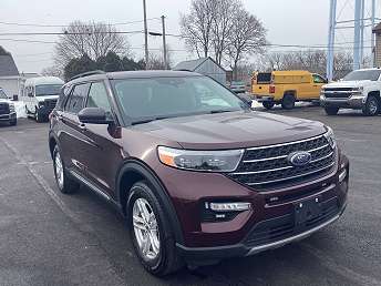 2022 Ford Explorer XLT 