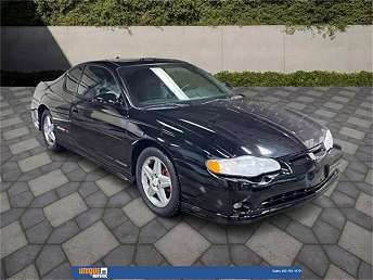 Gray Chevrolet Monte Carlo SS 2004