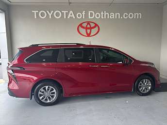 2024 Toyota Sienna XLE 