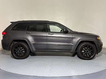 2019 Jeep Grand Cherokee Altitude 