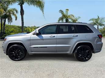 2021 Jeep Grand Cherokee Laredo 